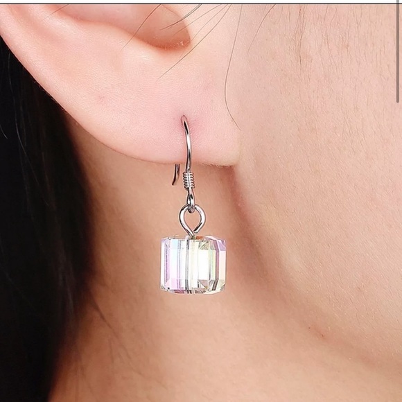 New Platinum Plated S925 Swarovski Crystal 
Aurora Borealis Cube Dangle Earrings - Picture 4 of 16